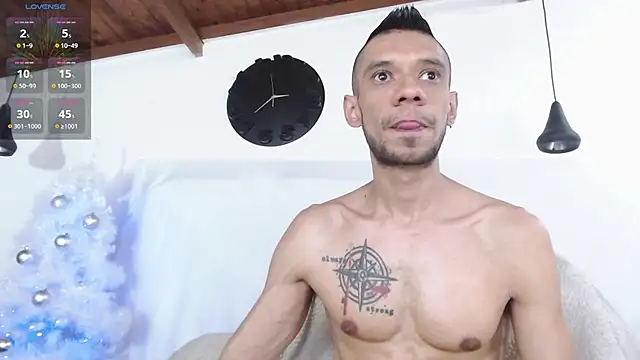 Snapshot of BIGZEHUZ chatting on 12-01-24, 10:10 BIGZEHUZ online show from 12-01-24, 10:10