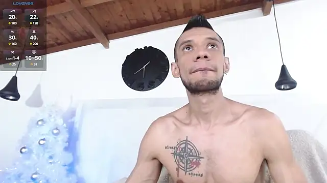 Snapshot of BIGZEHUZ chatting on 12-05-24, 04:44 BIGZEHUZ online show from 12-05-24, 04:44