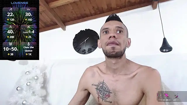 Snapshot of BIGZEHUZ chatting on 12-09-24, 01:51 BIGZEHUZ online show from 12-09-24, 01:51