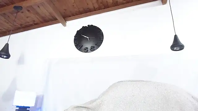 Snapshot of BIGZEHUZ chatting on 02-04-25, 08:24 BIGZEHUZ online show from 02-04-25, 08:24