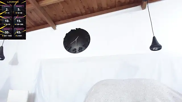 Snapshot of BIGZEHUZ chatting on 02-18-25, 07:43 BIGZEHUZ online show from 02-18-25, 07:43