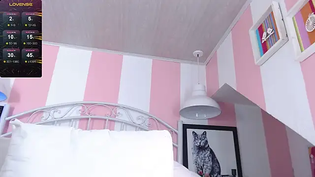 Snapshot of BIGZEHUZ chatting on 03-09-25, 07:56 BIGZEHUZ online show from 03-09-25, 07:56