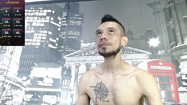 Snapshot of BIGZEHUZ chatting on 03-18-25, 02:59 BIGZEHUZ online show from 03-18-25, 02:59