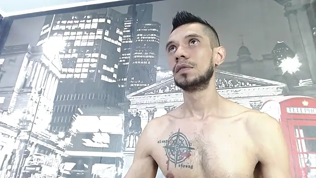 Snapshot of BIGZEHUZ chatting on 03-18-25, 06:04 BIGZEHUZ online show from 03-18-25, 06:04