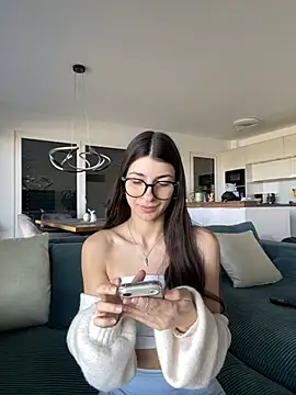 Wildberry  online show from 04-26-26, 06:55