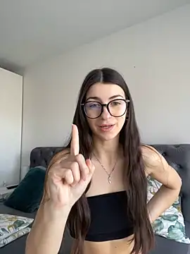 Wildberry  online show from 04-27-26, 07:50