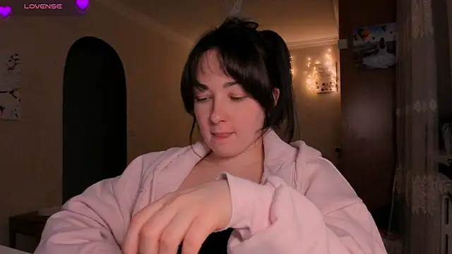 Snapshot of cClandesTina chatting on 03-25-26, 08:59 cClandesTina online show from 03-25-26, 08:59