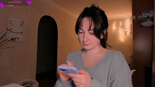 Snapshot of cClandesTina chatting on 03-29-26, 09:26 cClandesTina online show from 03-29-26, 09:26