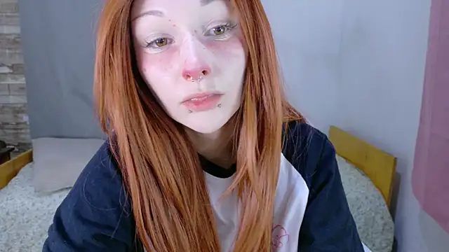 Snapshot of hannaxo1 chatting on 06-03-26, 12:46 hannaxo1 online show from 06-03-26, 12:46