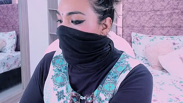  Lakshmi hotx online show from 02-13-25, 03:14