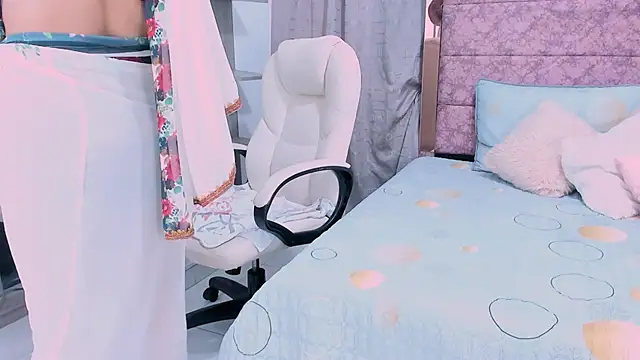  Lakshmi hotx online show from 02-17-25, 12:16