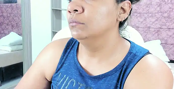  Lakshmi hotx online show from 03-13-25, 11:41