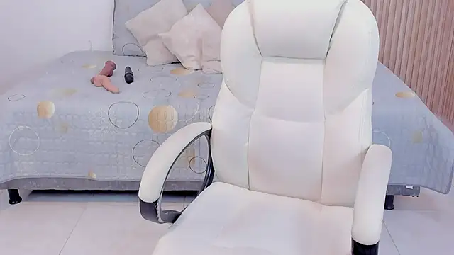  Lakshmi hotx online show from 11-21-25, 07:23