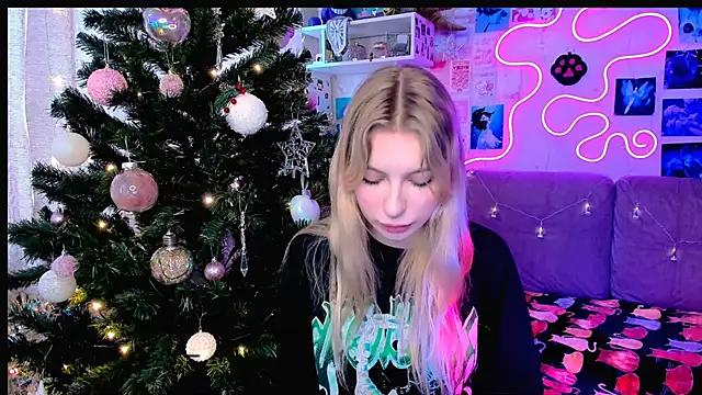 Maria Hunt online show from 12-24-24, 06:00