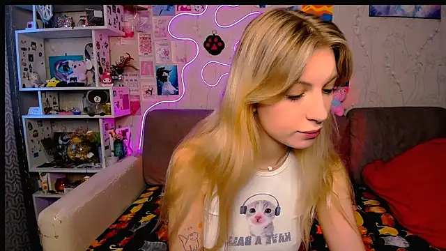 Maria Hunt online show from 01-15-25, 04:25