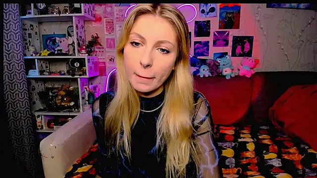 Maria Hunt online show from 01-16-25, 03:02