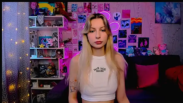 Maria Hunt online show from 02-05-25, 03:34