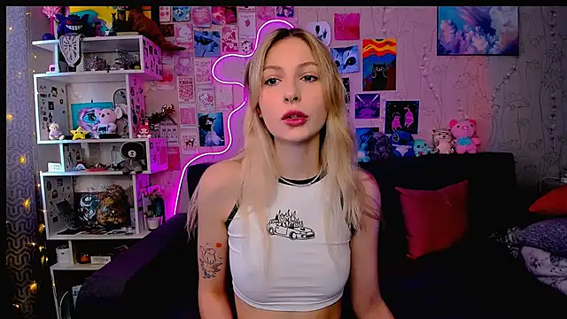 Maria Hunt online show from 02-06-25, 03:48