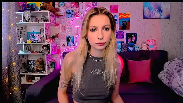 Maria Hunt online show from 02-07-25, 04:06