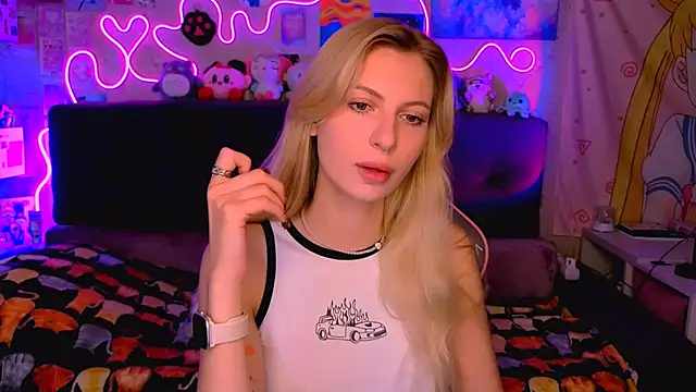 Maria Hunt online show from 10-08-25, 04:54