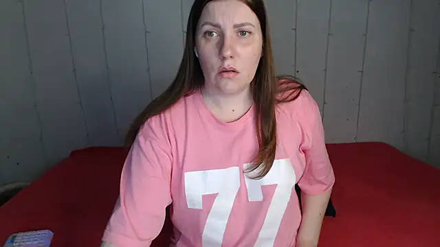 Snapshot of CindyAhKiss chatting on 11-09-25, 06:39 CindyAhKiss online show from 11-09-25, 06:39