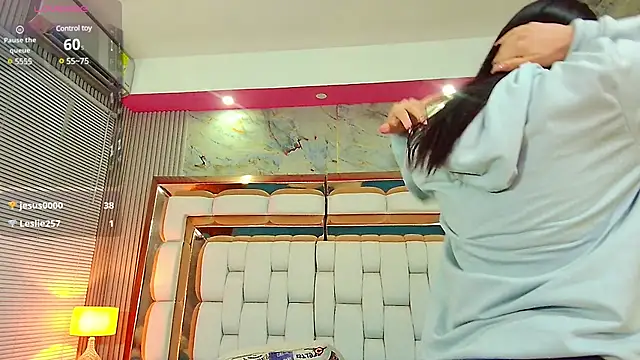 littleebluee online show from 03-01-25, 09:40