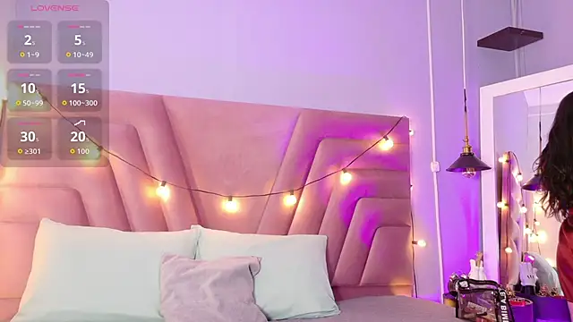 littleebluee online show from 09-28-25, 07:41