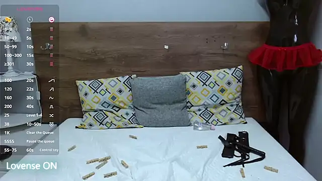 Hunter Ignis online show from 01-24-25, 10:51