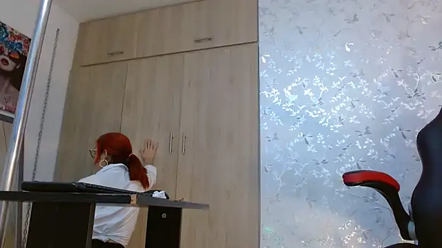 Samantabrown  online show from 01-23-25, 12:09