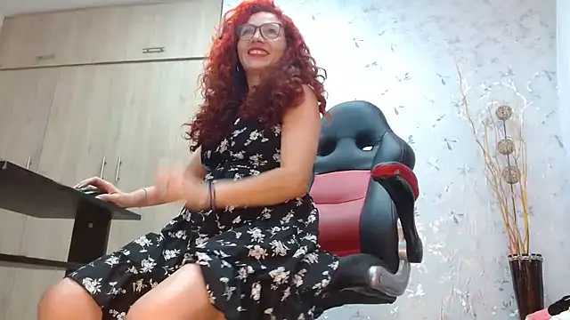 Samantabrown  online show from 02-03-25, 05:56