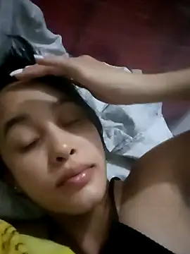 Snapshot of The-quee22 chatting on 12-19-24, 01:50 The-quee22 online show from 12-19-24, 01:50