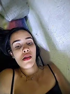 Snapshot of The-quee22 chatting on 11-02-25, 05:04 The-quee22 online show from 11-02-25, 05:04