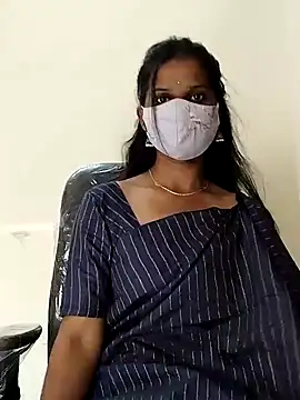 Snapshot of Triveni-Lovely chatting on 12-17-24, 08:01 Triveni-Lovely online show from 12-17-24, 08:01