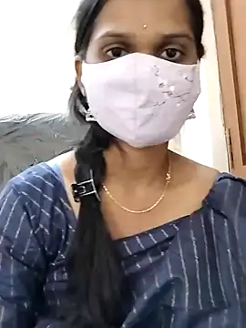 Snapshot of Triveni-Lovely chatting on 12-17-24, 11:06 Triveni-Lovely online show from 12-17-24, 11:06