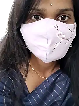 Snapshot of Triveni-Lovely chatting on 12-24-24, 07:06 Triveni-Lovely online show from 12-24-24, 07:06