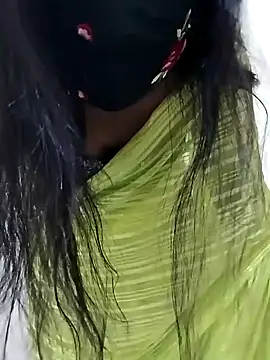 Snapshot of Triveni-Lovely chatting on 02-10-25, 08:20 Triveni-Lovely online show from 02-10-25, 08:20