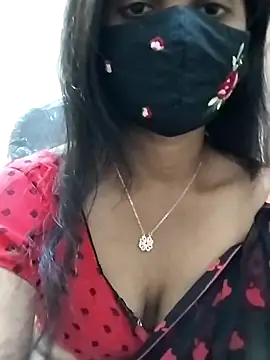 Snapshot of Triveni-Lovely chatting on 02-18-25, 07:10 Triveni-Lovely online show from 02-18-25, 07:10