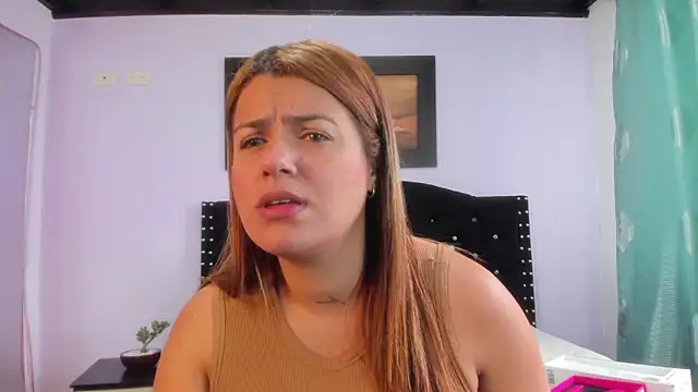 Alexandra Torress online show from 10-04-25, 03:21