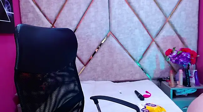 Amy hoy69 online show from 12-19-24, 03:07