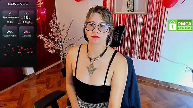 Chanelll Taylorr  online show from 02-15-25, 05:17