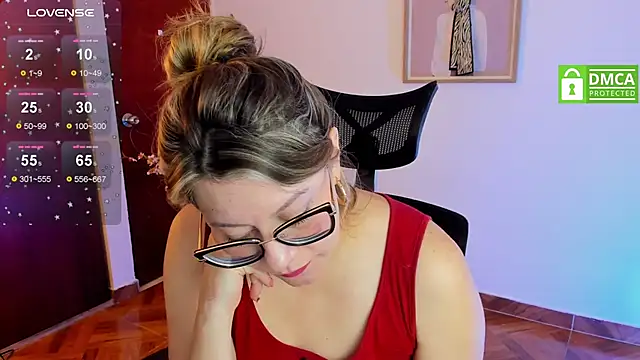 Chanelll Taylorr  online show from 02-26-25, 03:52