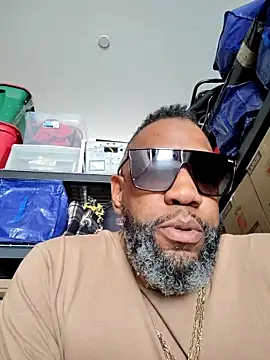 Snapshot of 3prettyboy3 chatting on 09-27-25, 07:30 3prettyboy3 online show from 09-27-25, 07:30