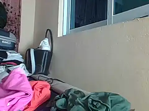 Snapshot of awino001 chatting on 12-22-24, 07:21 awino001 online show from 12-22-24, 07:21