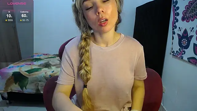 Snapshot of nakary00 chatting on 03-11-25, 02:21 nakary00 online show from 03-11-25, 02:21