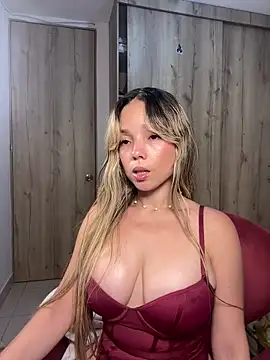 Snapshot of nakary00 chatting on 09-16-25, 01:50 nakary00 online show from 09-16-25, 01:50