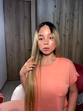 Snapshot of nakary00 chatting on 10-14-25, 12:55 nakary00 online show from 10-14-25, 12:55