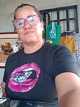 natally ross21 online show from 02-18-25, 01:00