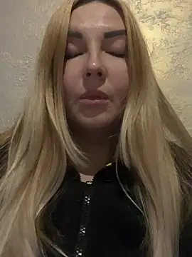 Snapshot of Aleksandrakis chatting on 02-16-25, 12:19 Aleksandrakis online show from 02-16-25, 12:19