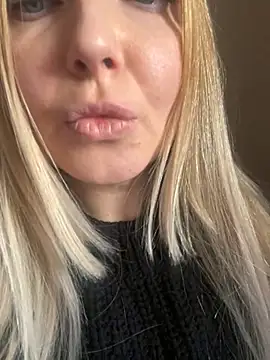 Snapshot of Aleksandrakis chatting on 02-20-25, 01:19 Aleksandrakis online show from 02-20-25, 01:19