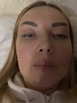 Snapshot of Aleksandrakis chatting on 02-21-25, 03:21 Aleksandrakis online show from 02-21-25, 03:21